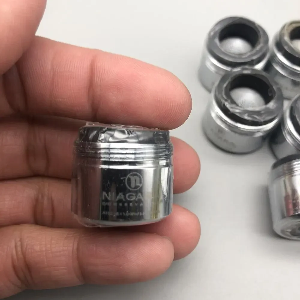 Niagara Conservation 1.0 GPM 3.8 LPM Sink Faucet Aerators Male/Female 12pcs NOS